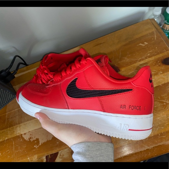 Air Force 1 - Picture 2 of 5